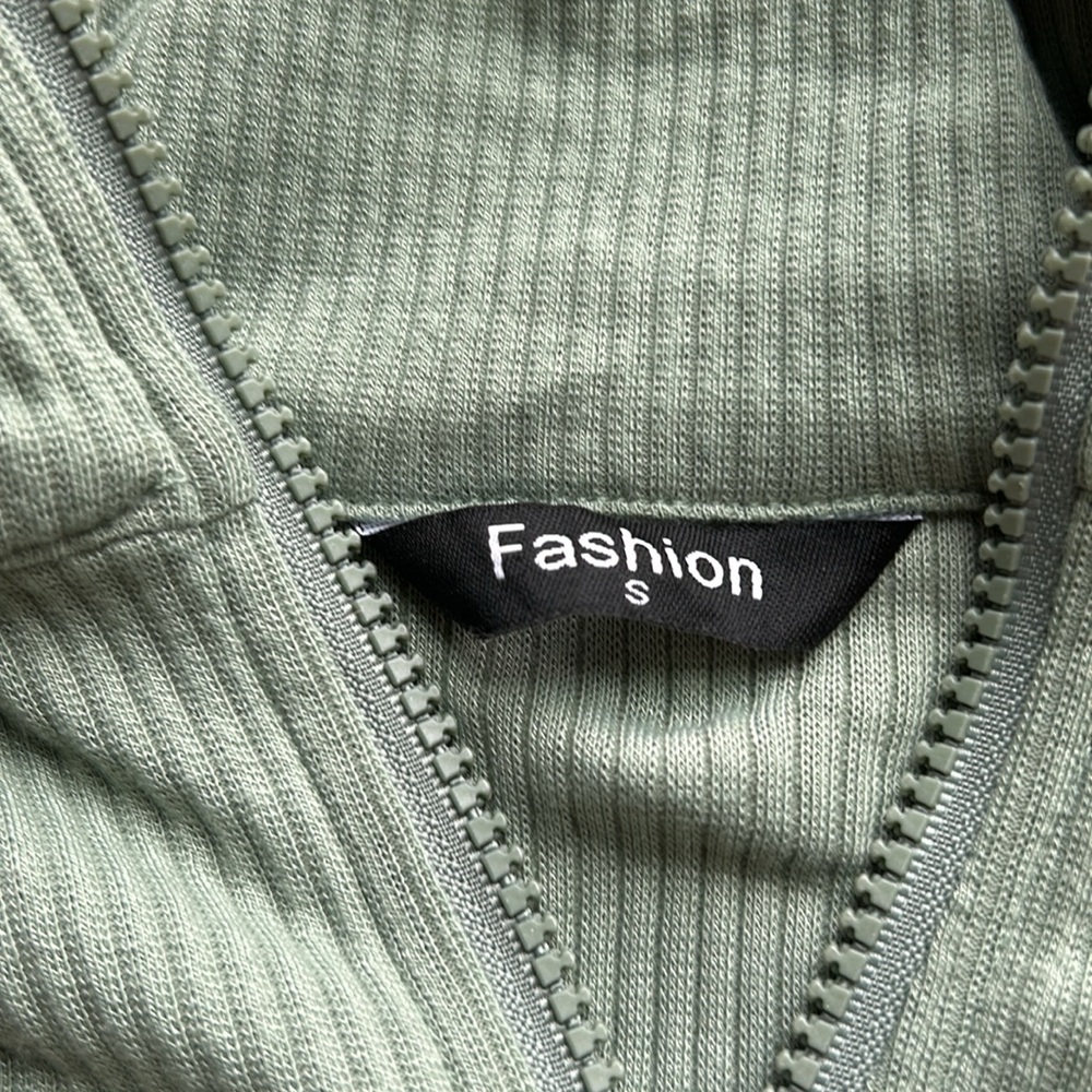 Green Ribbed Two-Piece Set - Picture 2 of 5